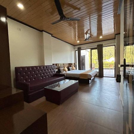 Hotel 7 Heavens Mussoorie Eksteriør billede