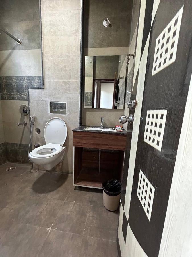 Hotel 7 Heavens Mussoorie Eksteriør billede