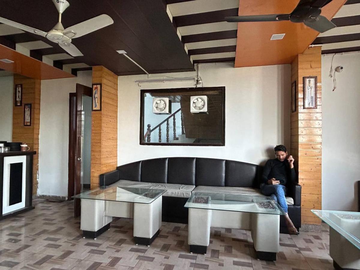 Hotel 7 Heavens Mussoorie Eksteriør billede