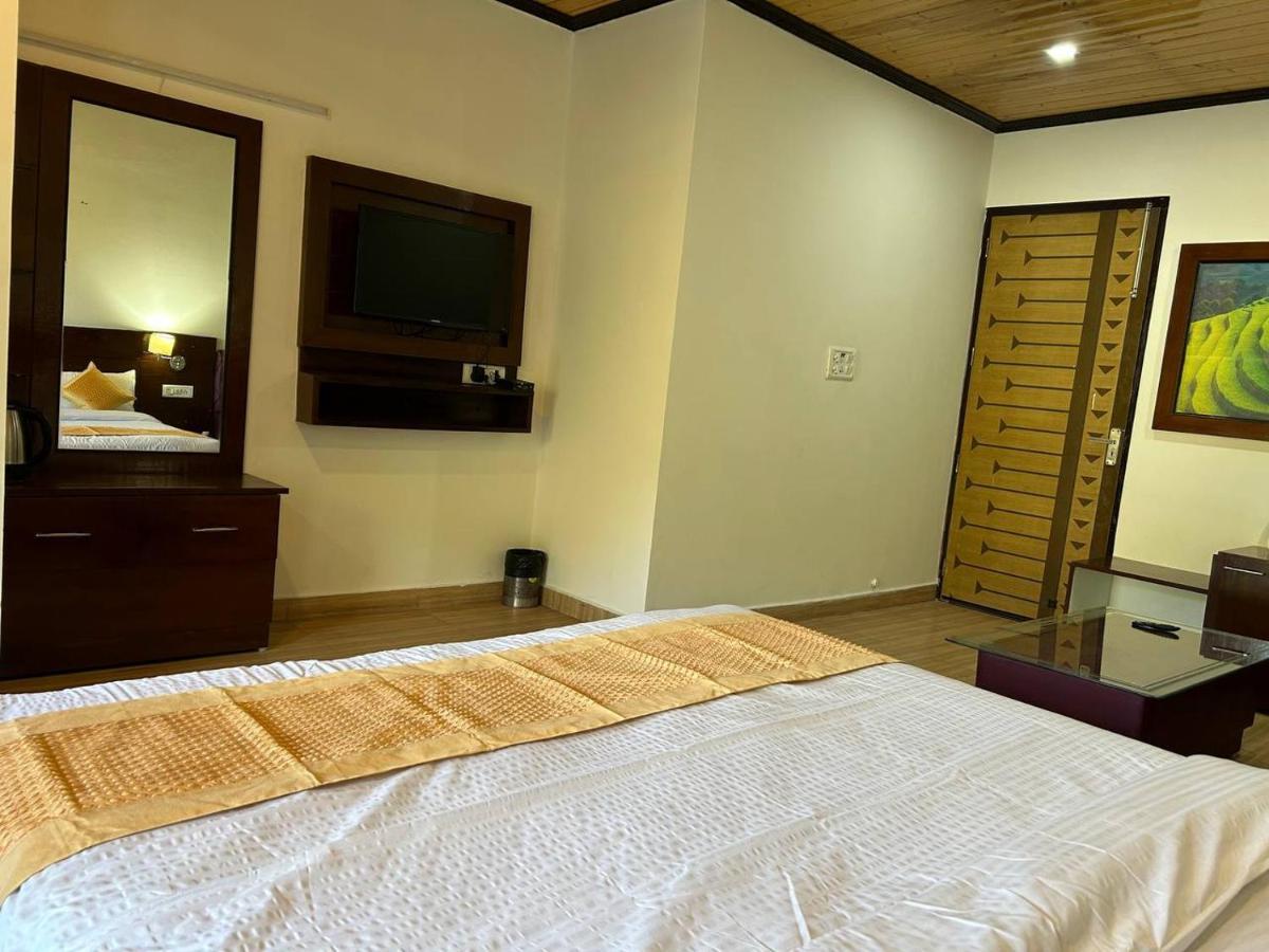 Hotel 7 Heavens Mussoorie Eksteriør billede